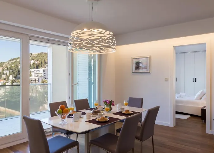 Apartments Nav